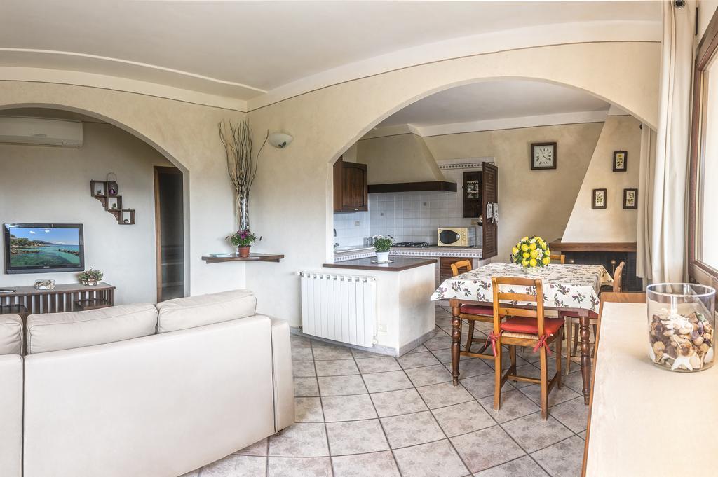 Appartamenti Bellavista By Helloelba ポルトフェッラーイオ エクステリア 写真